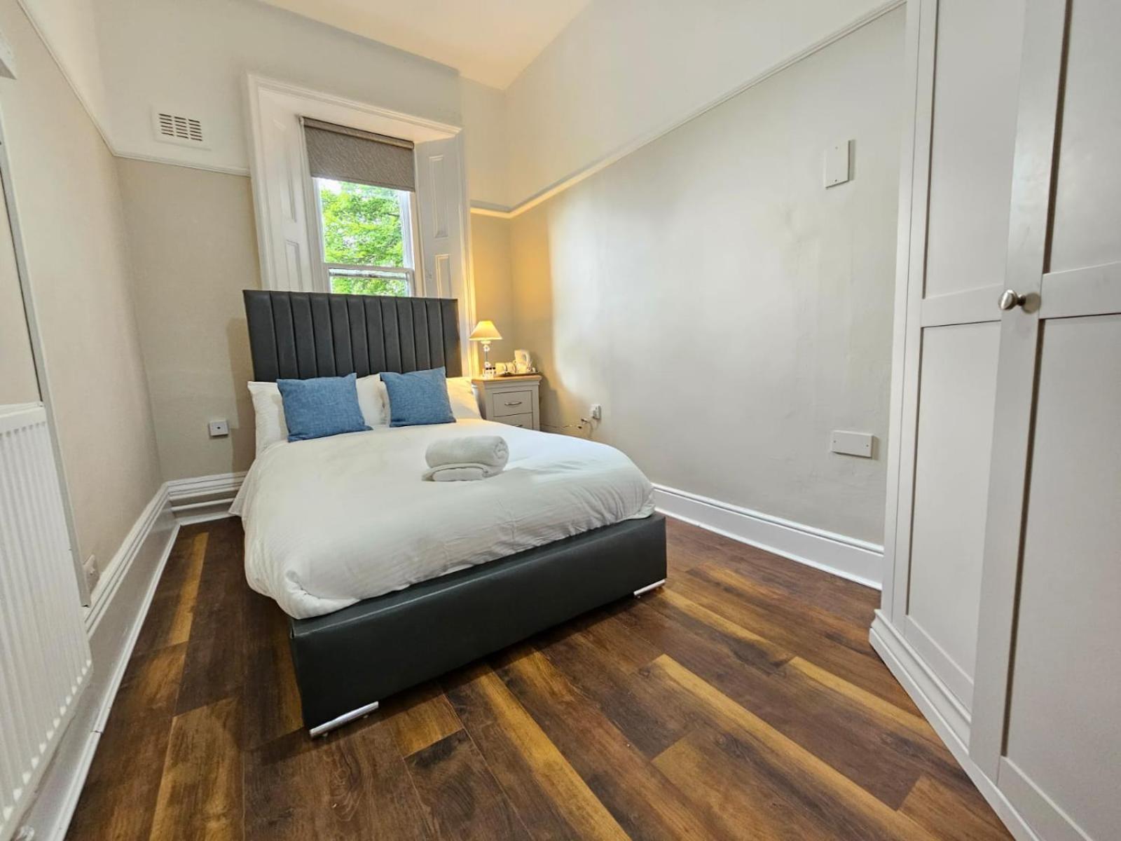 Broomfield Guest house Sheffield