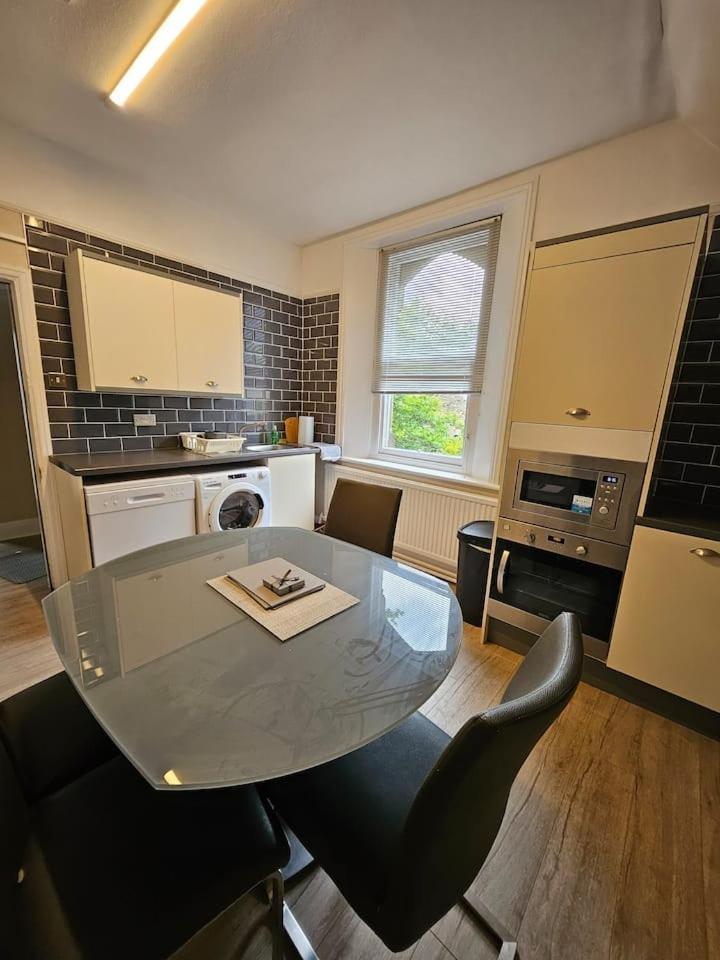 Broomfield Guest house